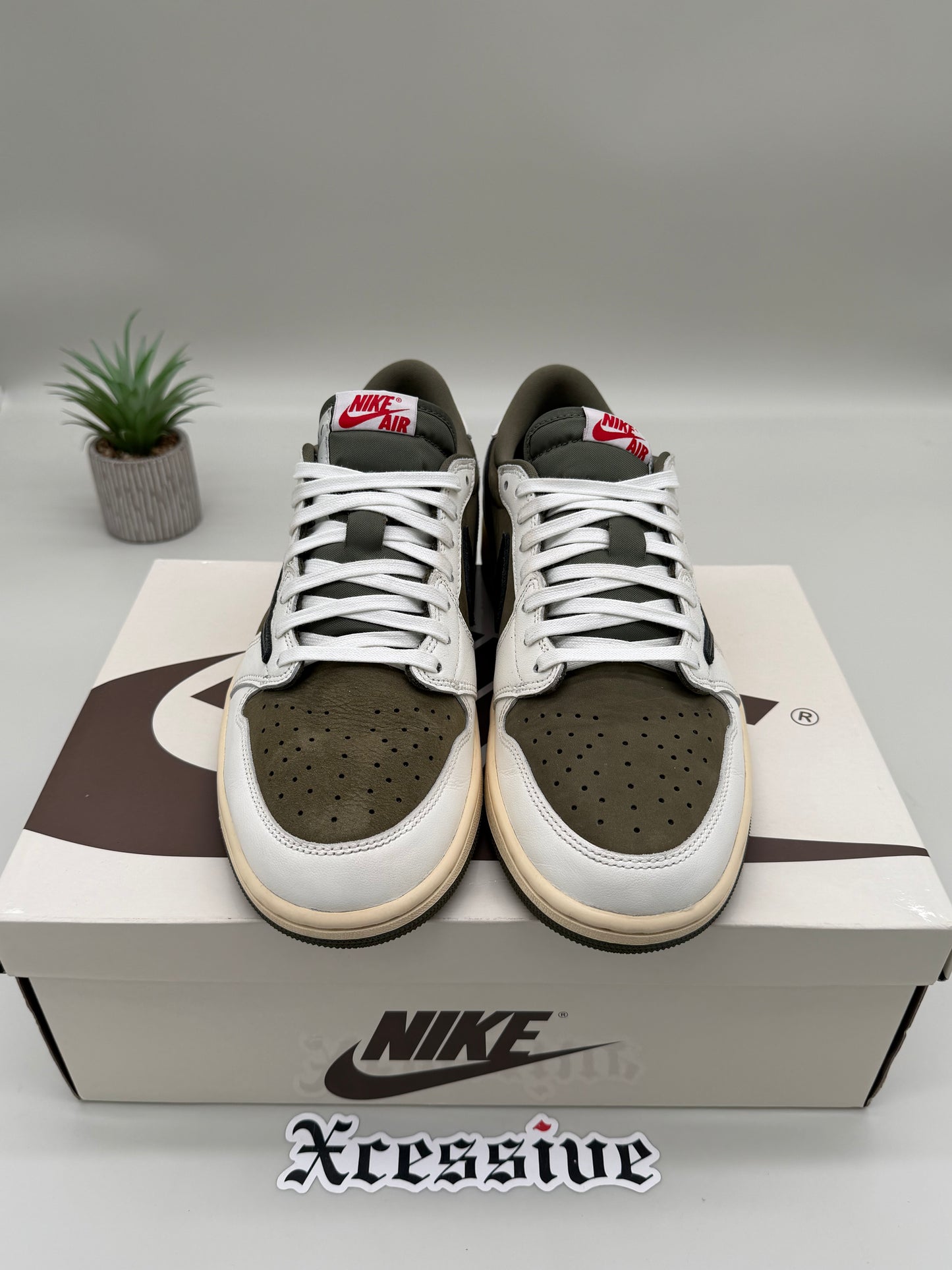 Jordan 1 Low Travis Scott Medium Olive