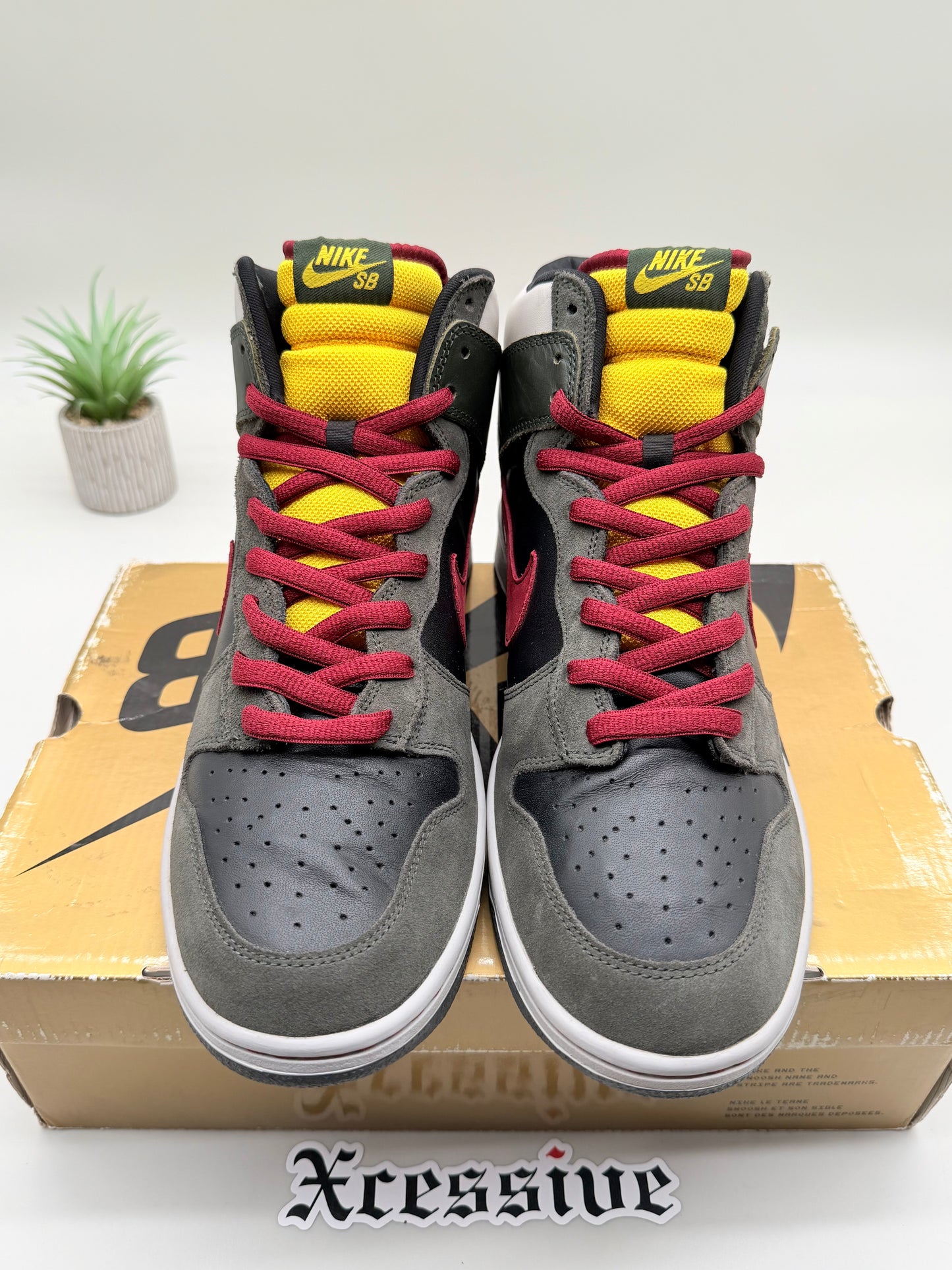 Nike SB Dunk High Boba Fett