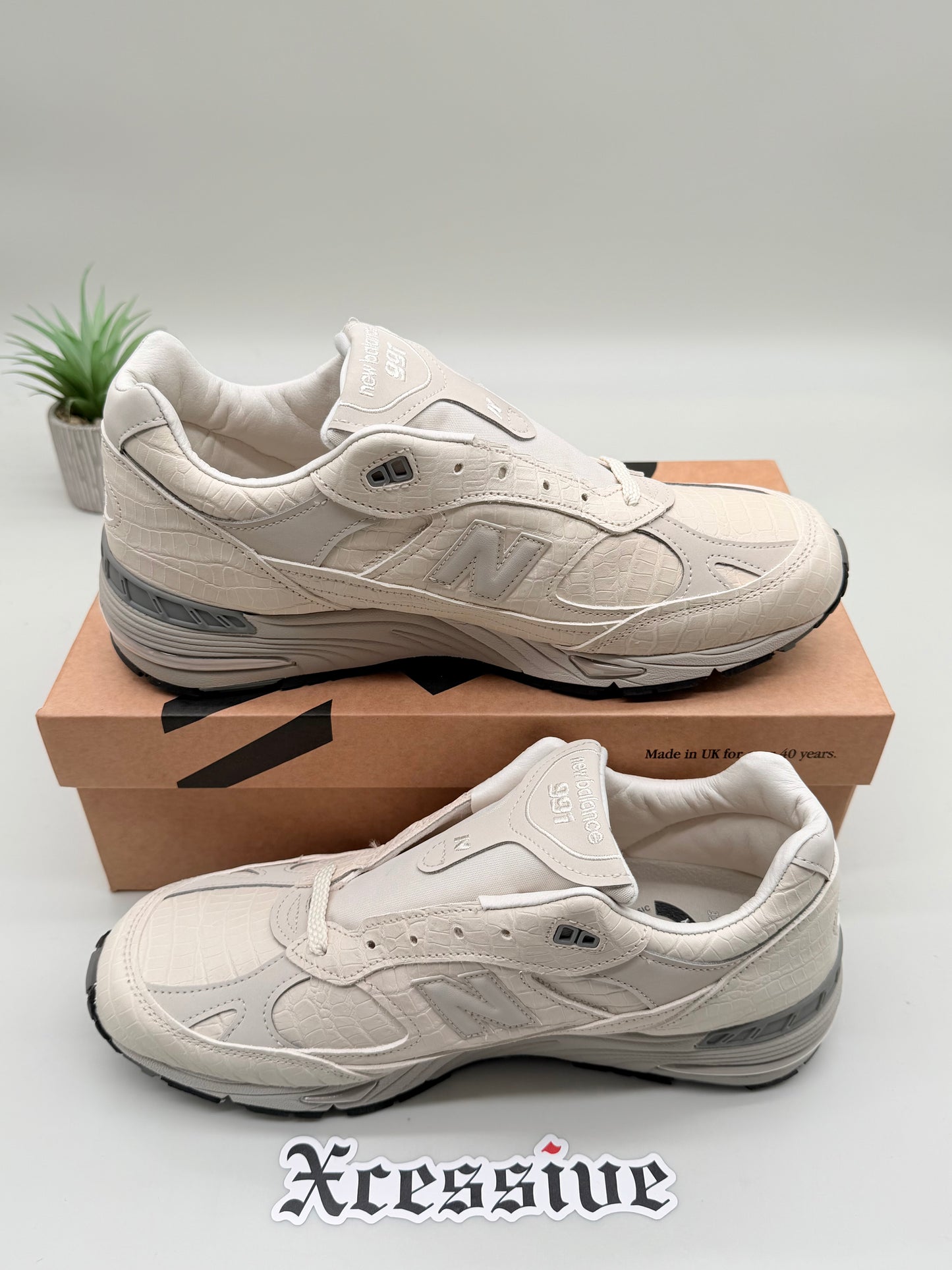 New Balance 991 Oyster Grey Crocodile