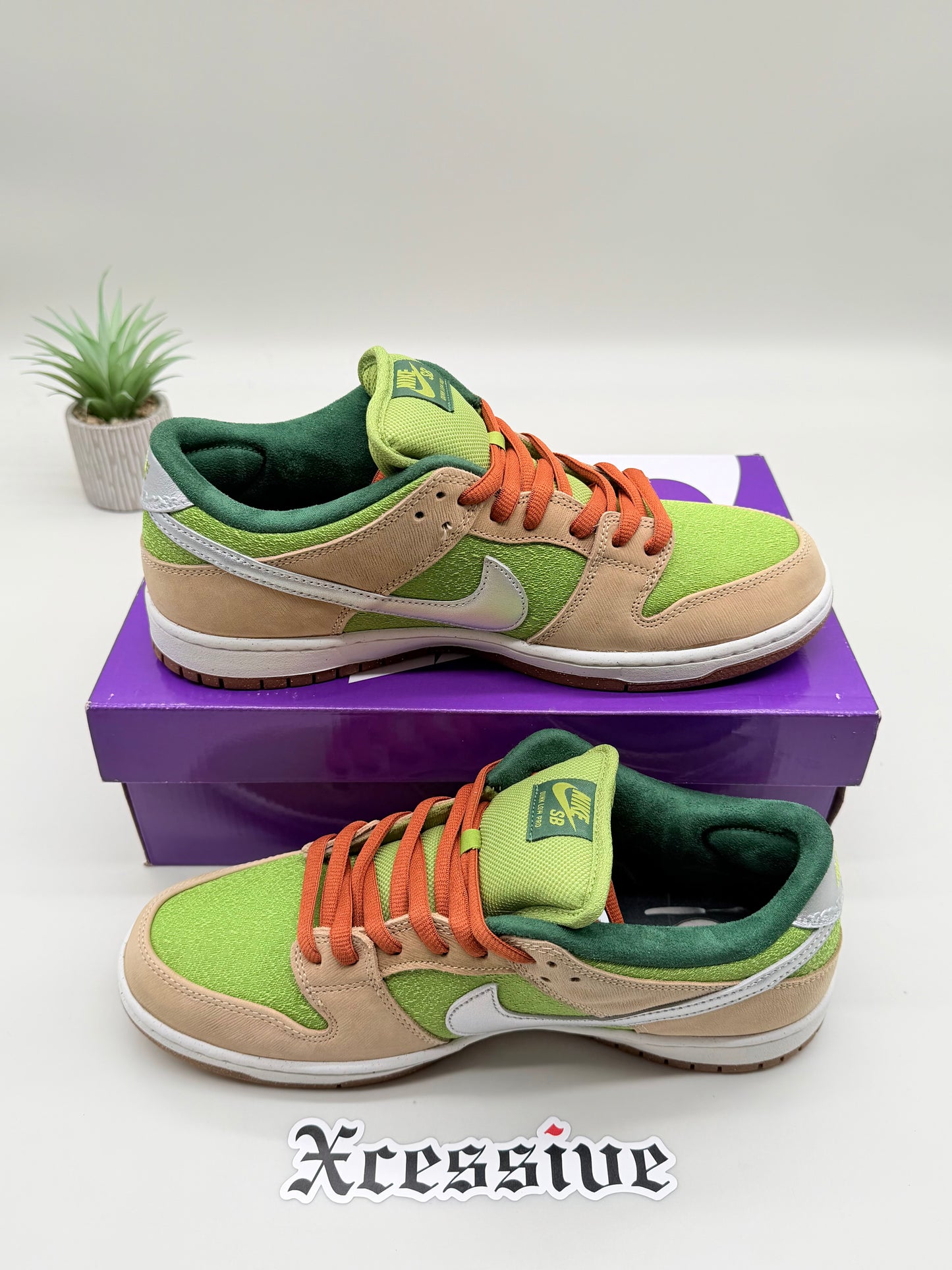 Nike SB Dunk Low Escargot