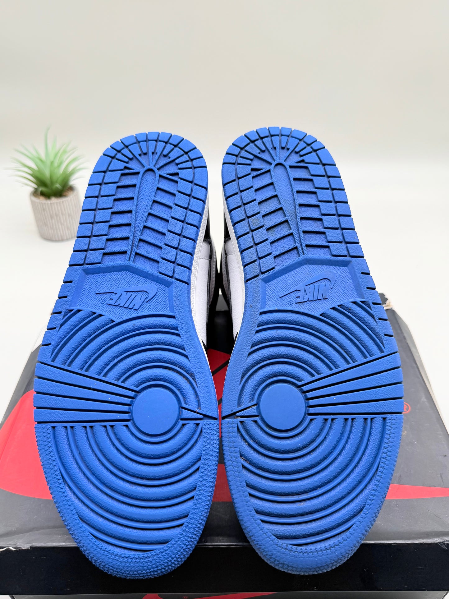 Jordan 1 Royal Toe