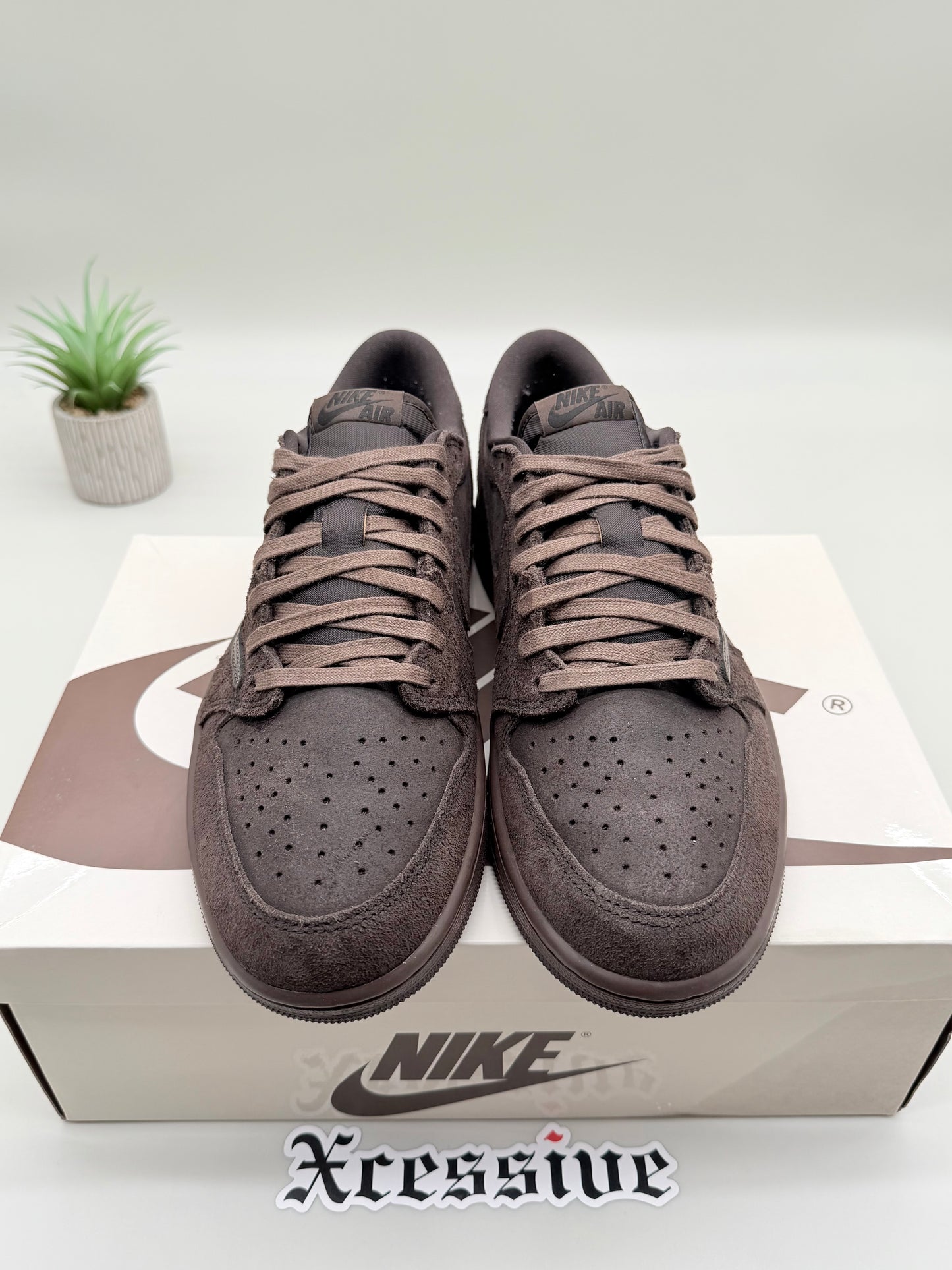 Jordan 1 Low Travis Scott Velvet
