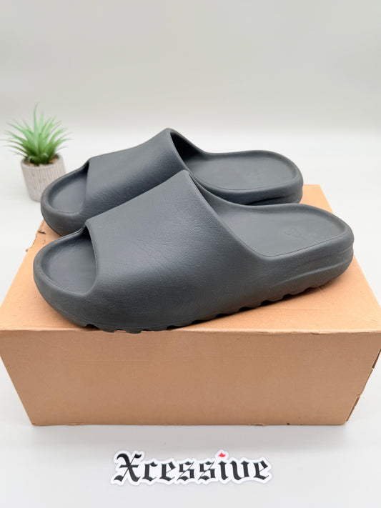Adidas Yeezy Slide Dark Onyx