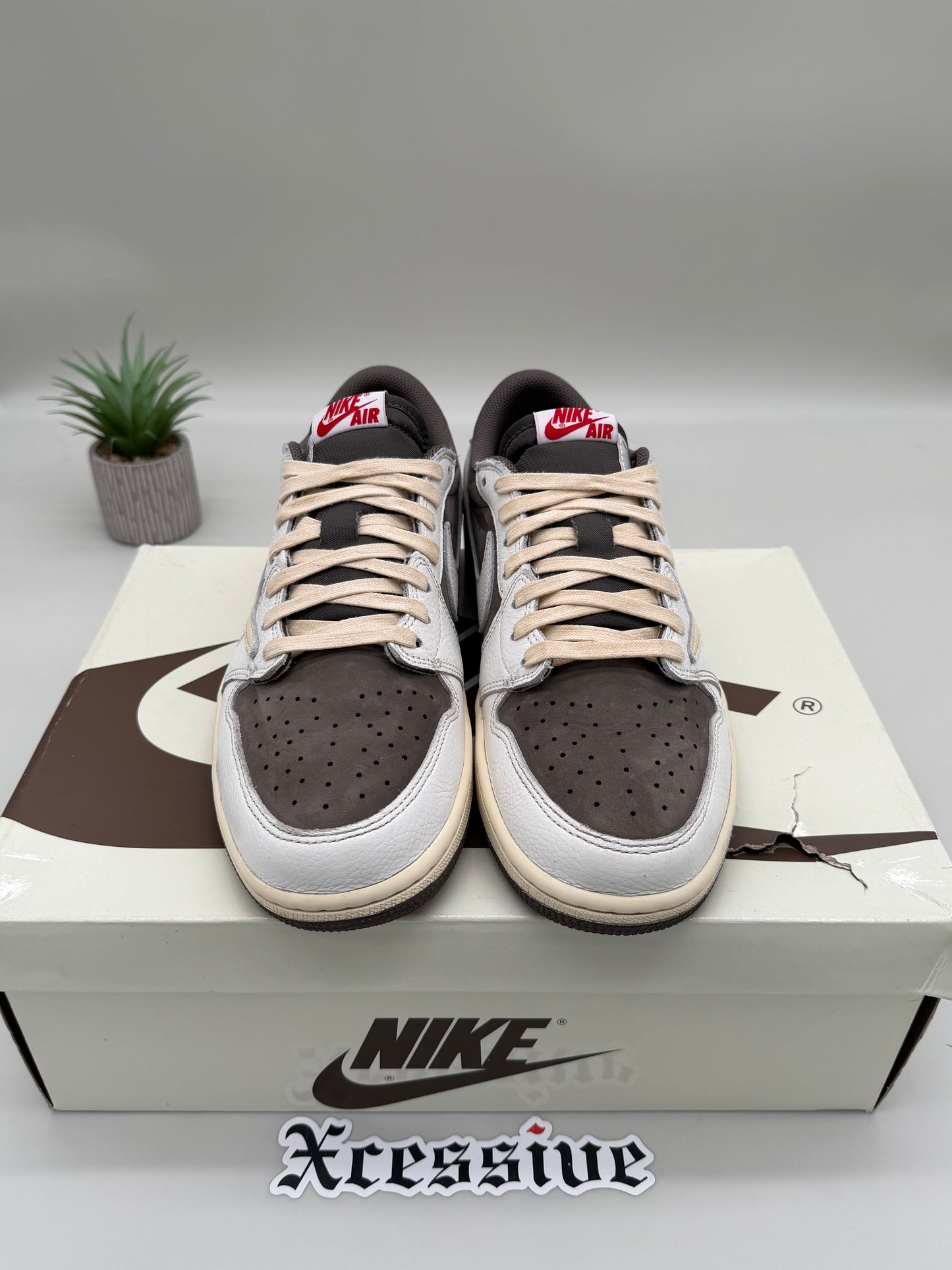 Jordan 1 Low Travis Scott Reverse Mocha
