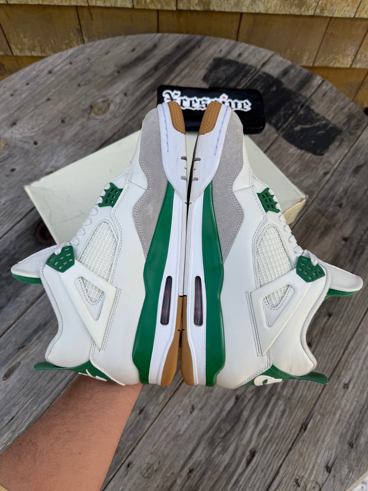 Jordan 4 SB Pine Green