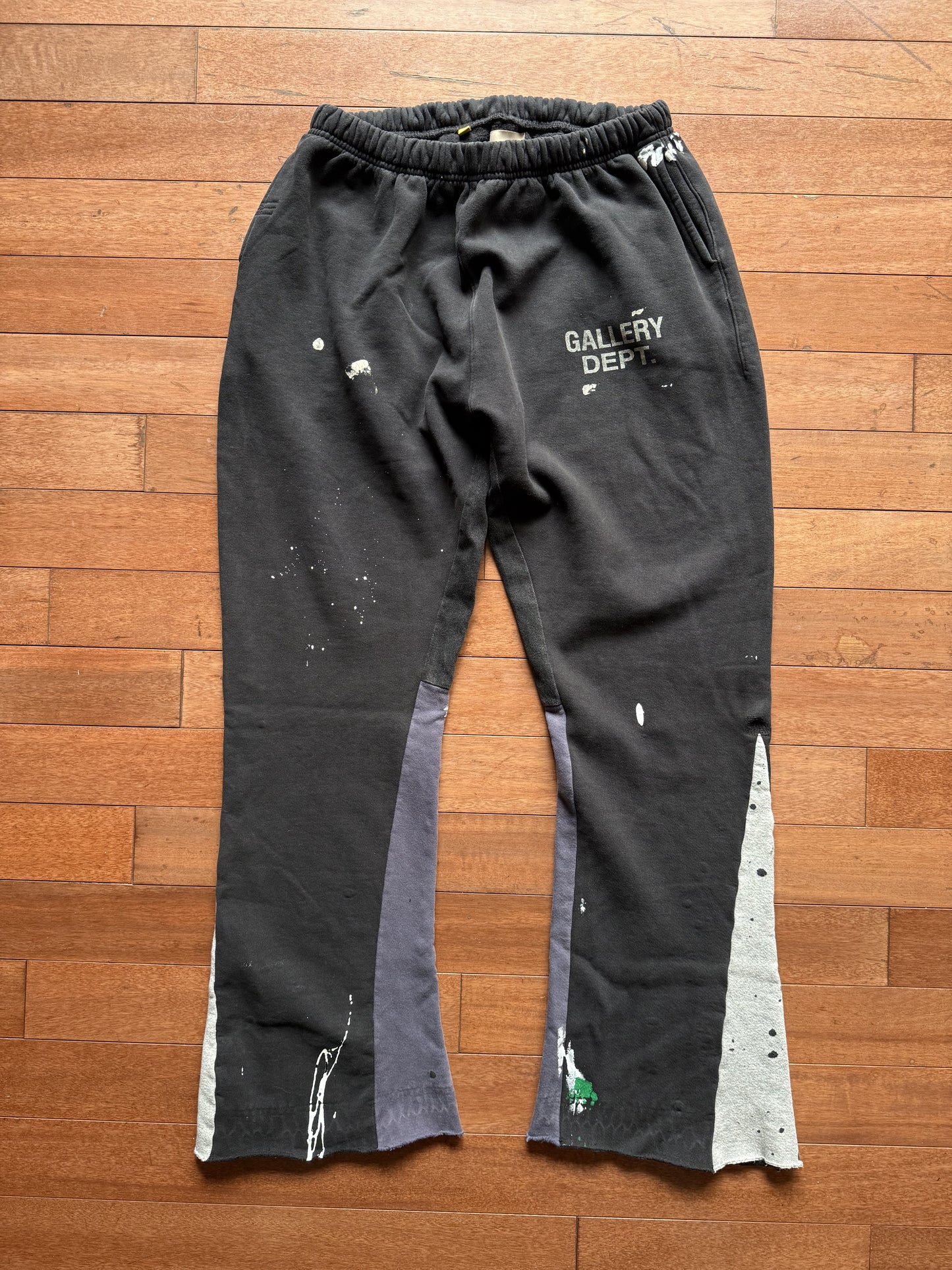 Gallery Dept. Painted Flare Sweat Pants Washed Black