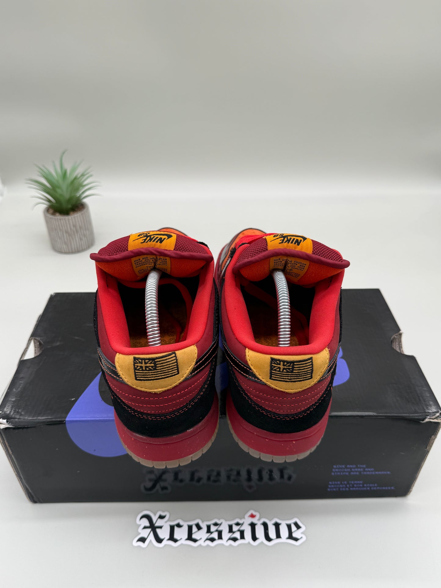 Nike SB Dunk Low Hawaii