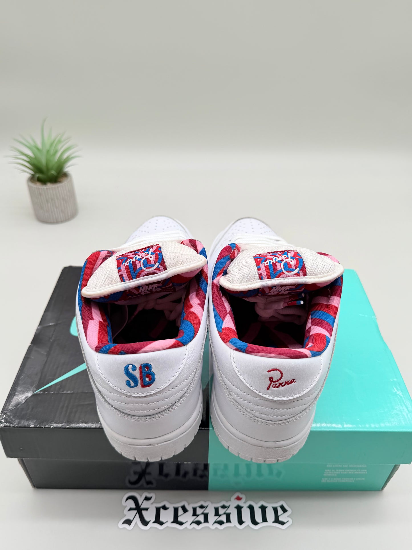 Nike SB Dunk Low Parra