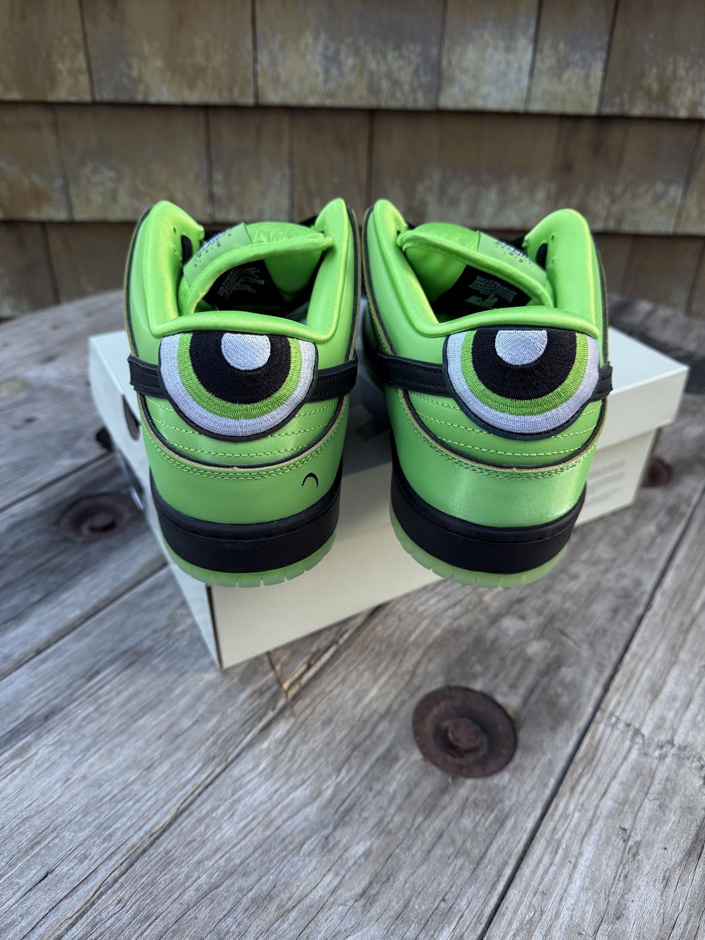 Nike SB Dunk Low The Powerpuff Girls Buttercup