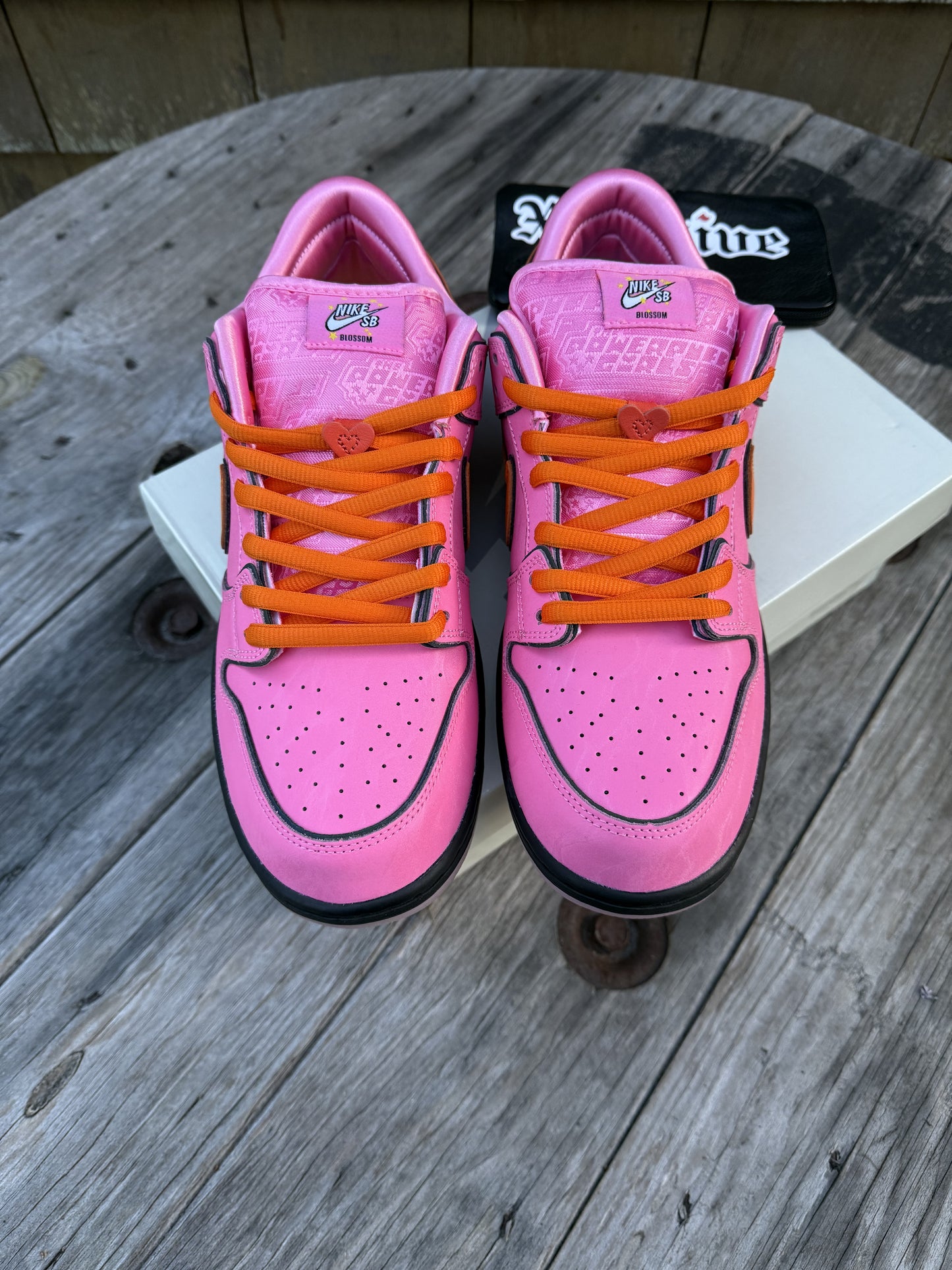 Nike SB Dunk Low The Powerpuff Girls Blossom