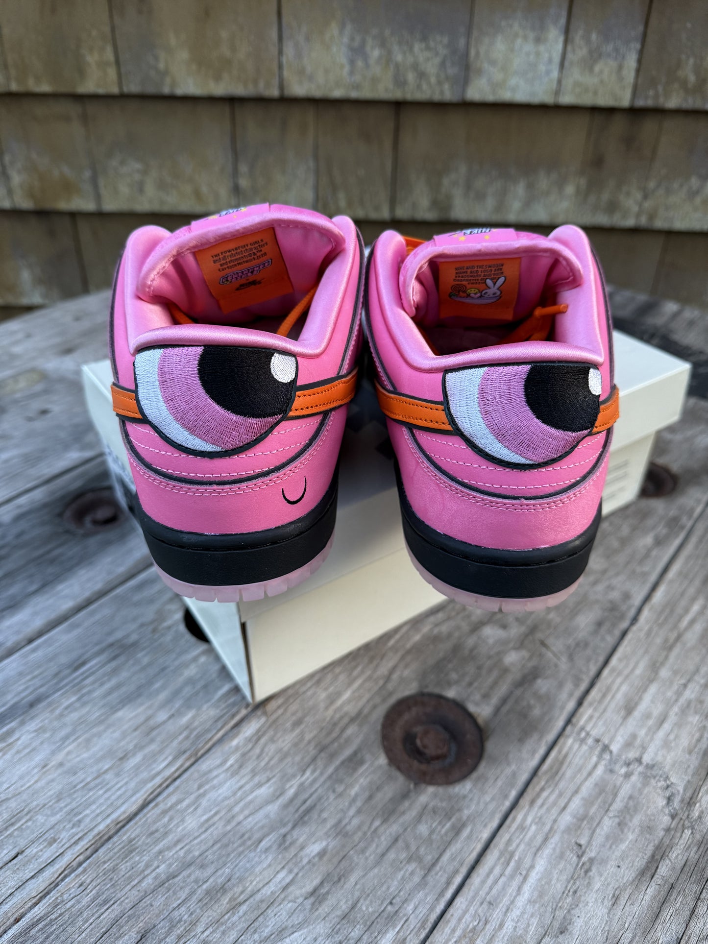 Nike SB Dunk Low The Powerpuff Girls Blossom