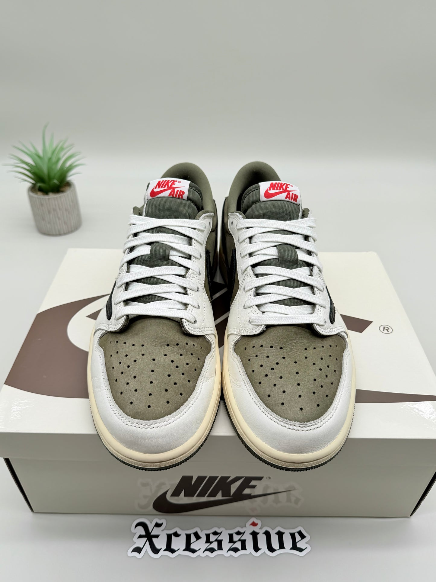 Jordan 1 Low Travis Scott Medium Olive