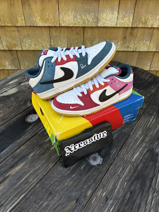 Nike SB Dunk Low Parra Friends & Family