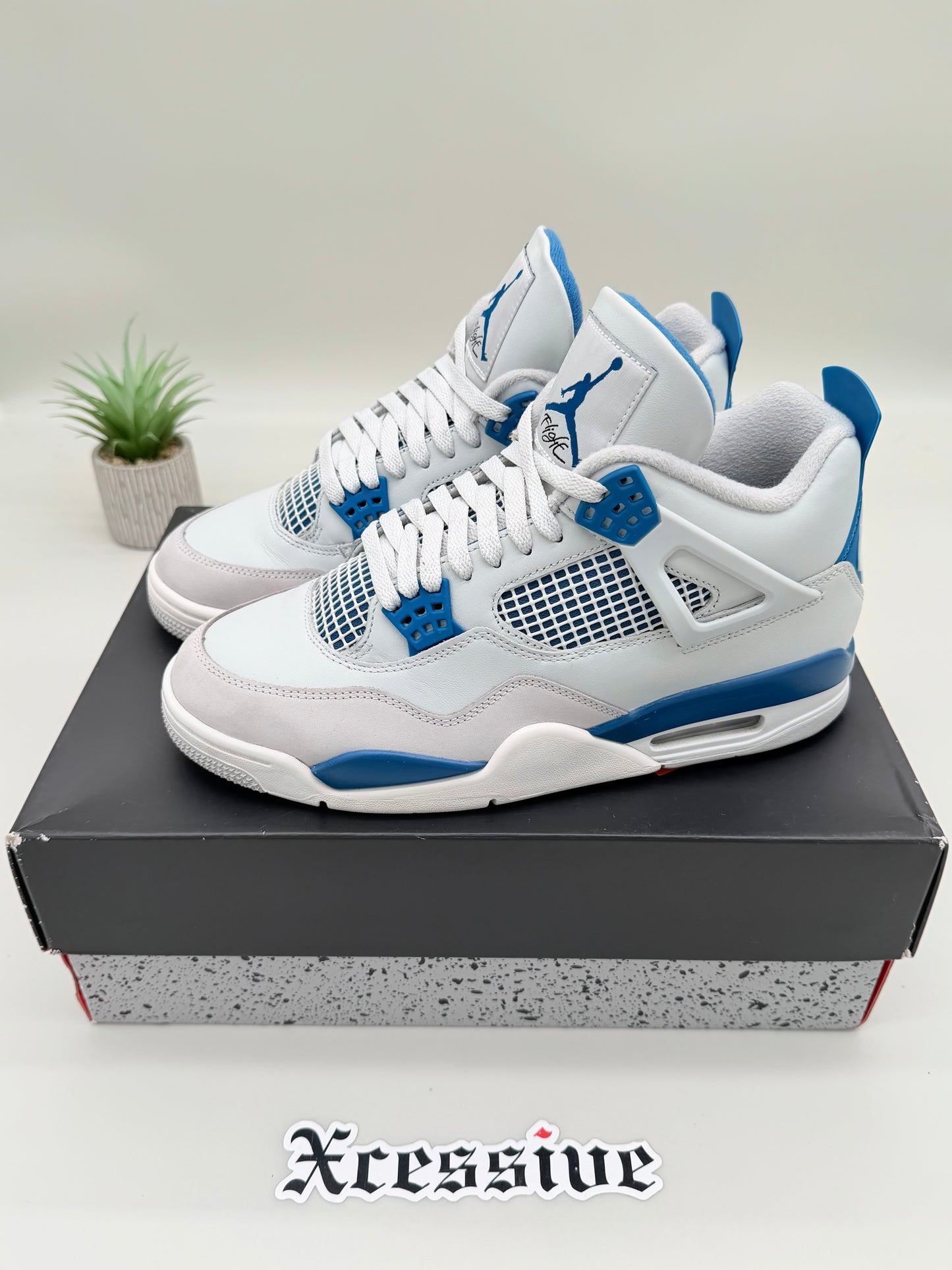 Jordan 4 Military Blue