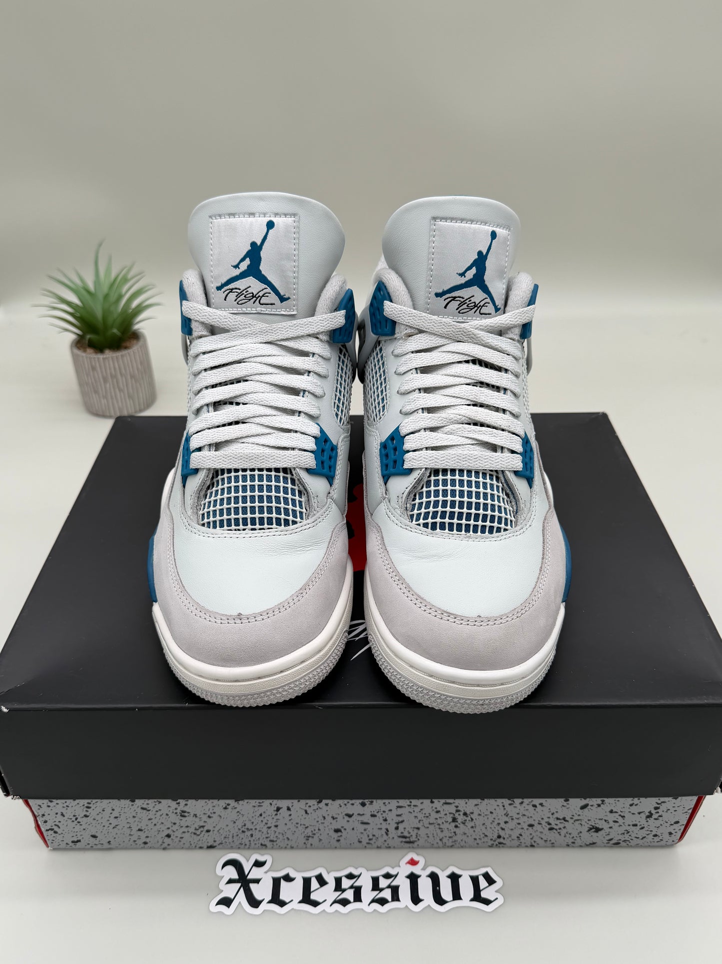 Jordan 4 Military Blue