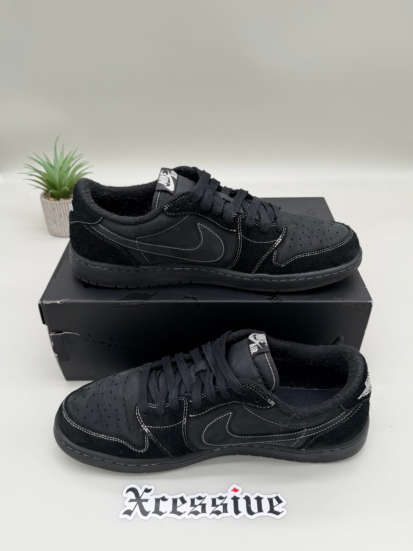 Jordan 1 Low Travis Scott Phantom