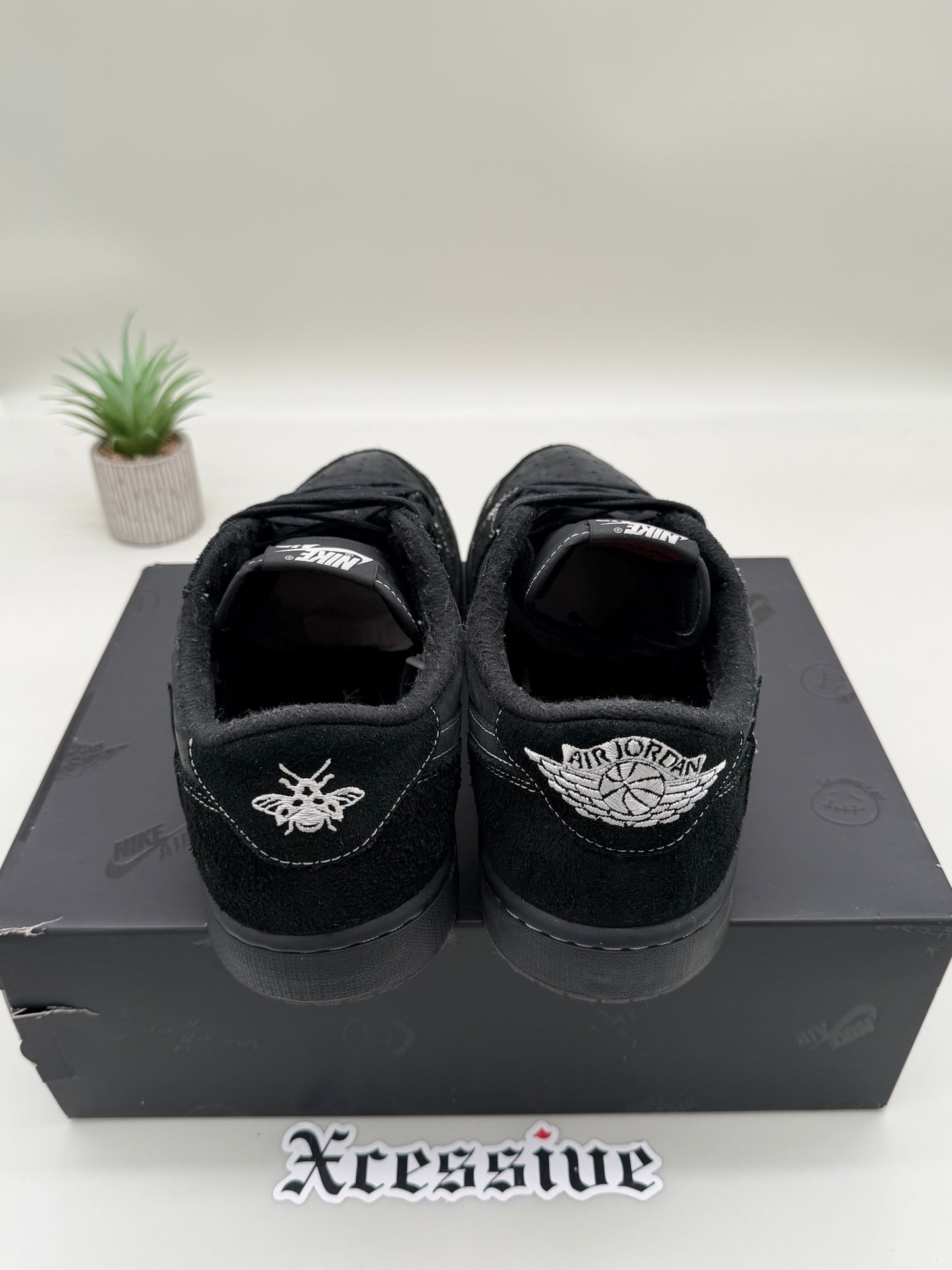 Jordan 1 Low Travis Scott Phantom