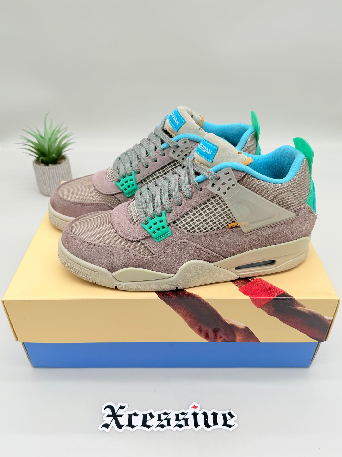 Jordan 4 Union Taupe Haze