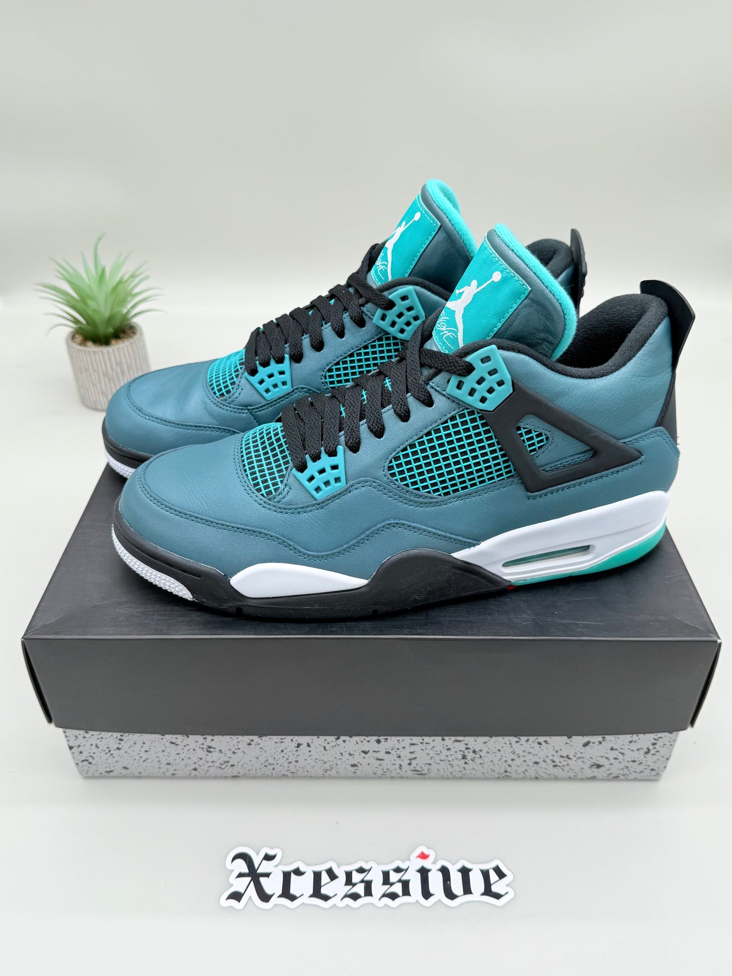 Jordan 4 Teal