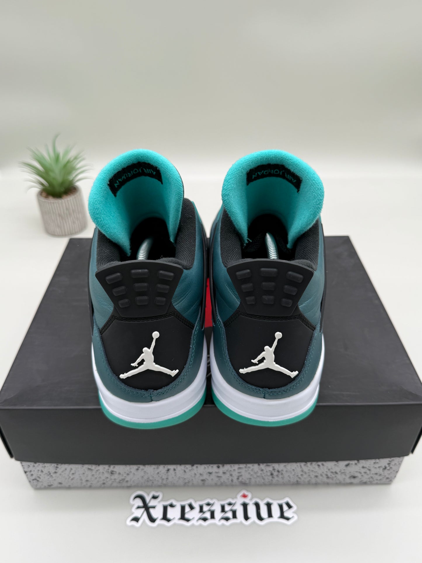 Jordan 4 Teal