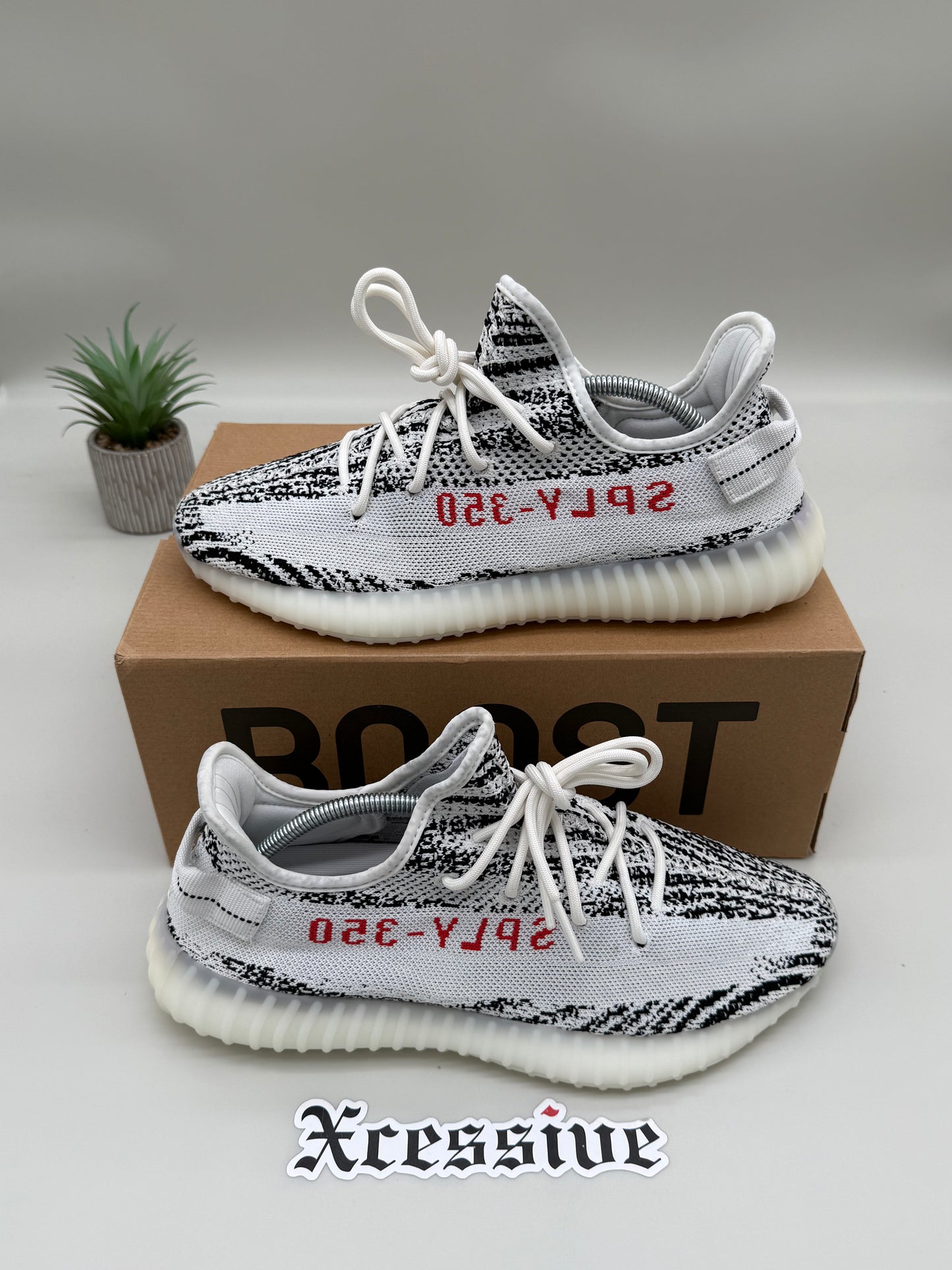adidas Yeezy 350 Boost V2 Zebra