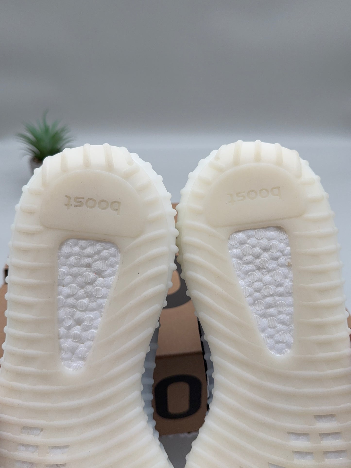 adidas Yeezy 350 Boost V2 Zebra