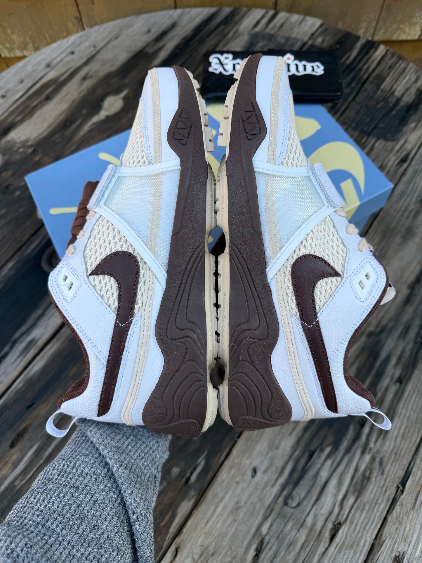 Nike Zoom Field Jaxx Travis Scott Light Chocolate