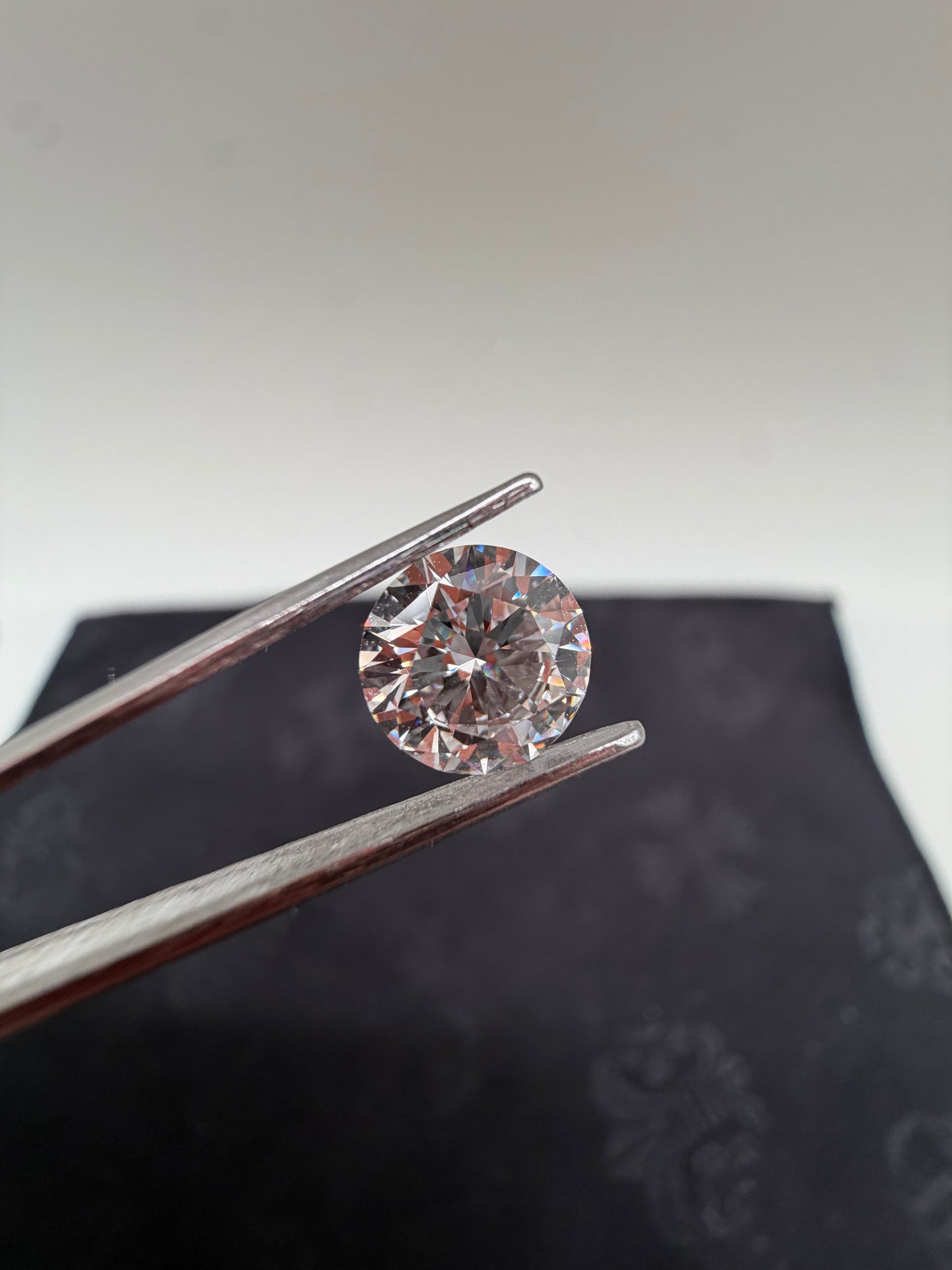 Lab Grown 1.46 Ct Round Diamond