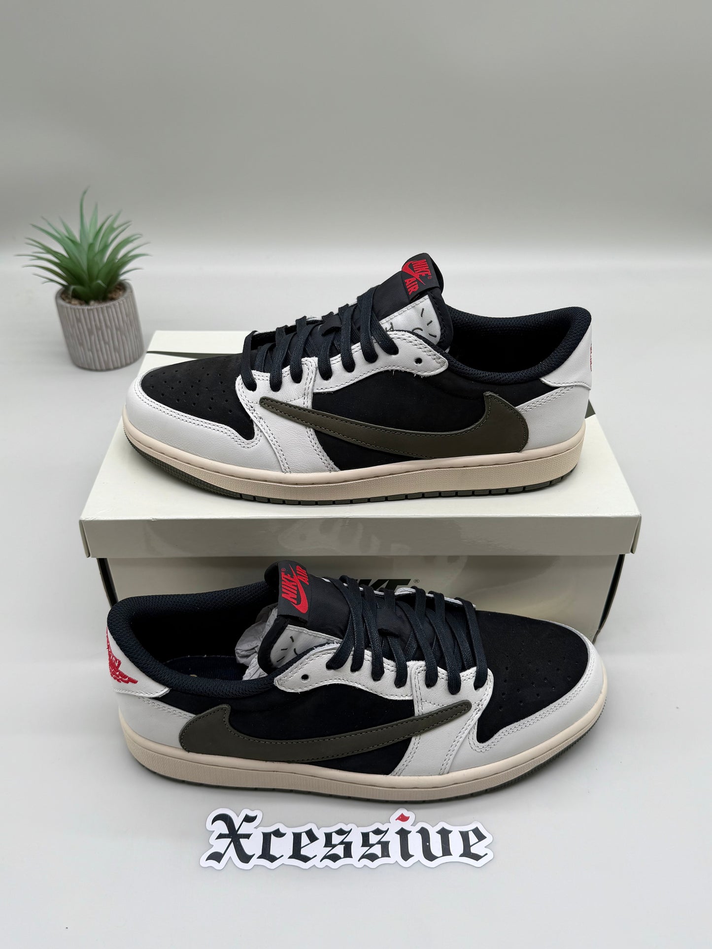 Jordan 1 Low Travis Scott Olive