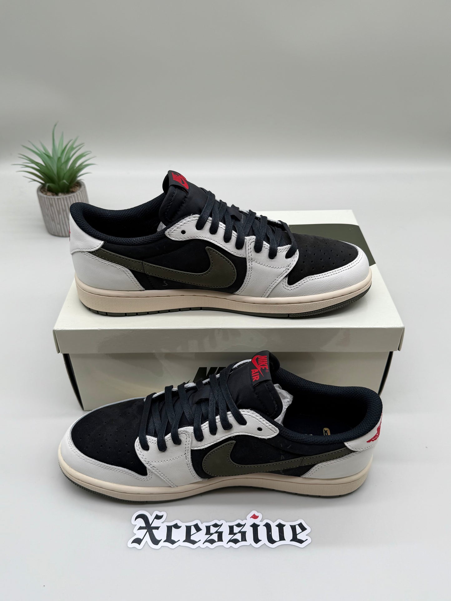 Jordan 1 Low Travis Scott Olive