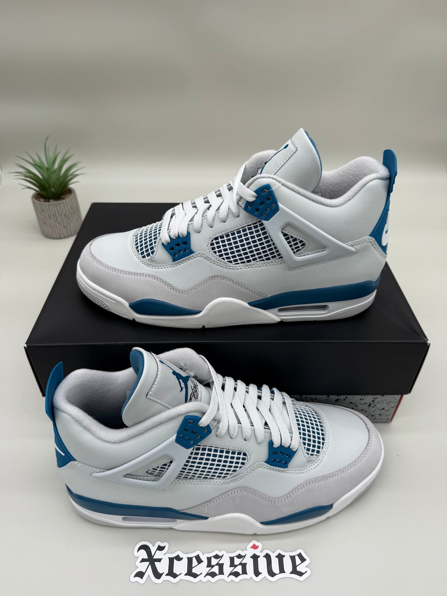 Jordan 4 Military Blue