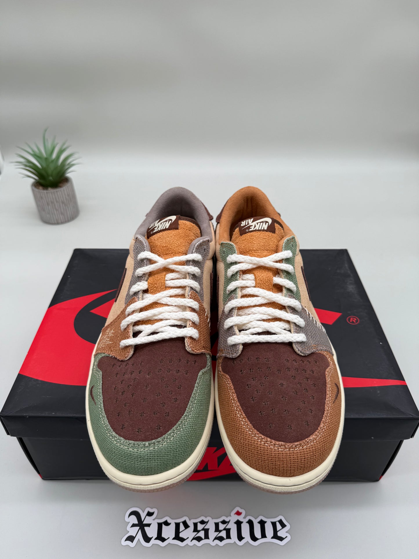 Jordan 1 Low Voodoo