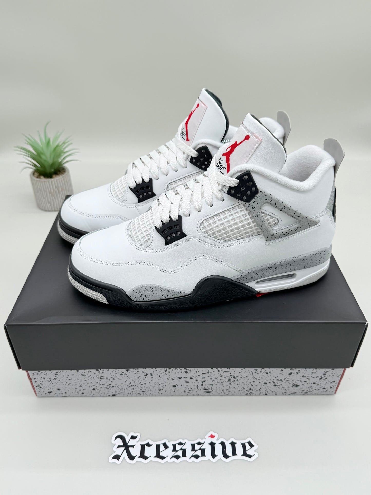 Jordan 4 White Cement
