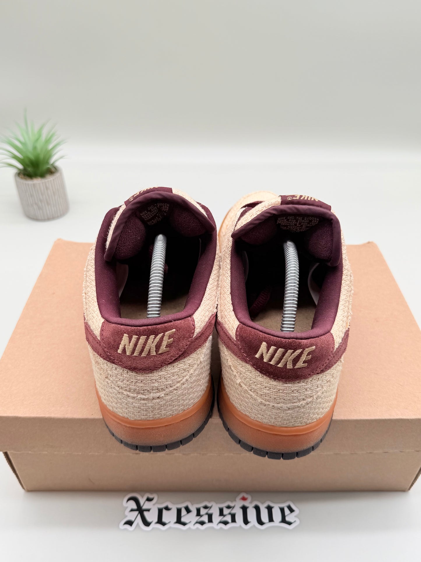 Nike SB Dunk Low Hemp Mahogany