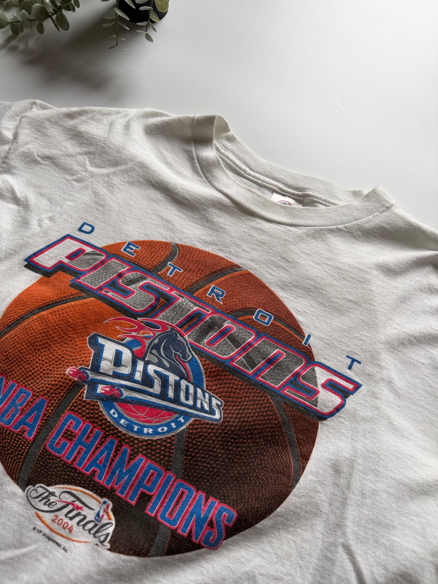 Y2K Detroit Pistons NBA Finals Tee