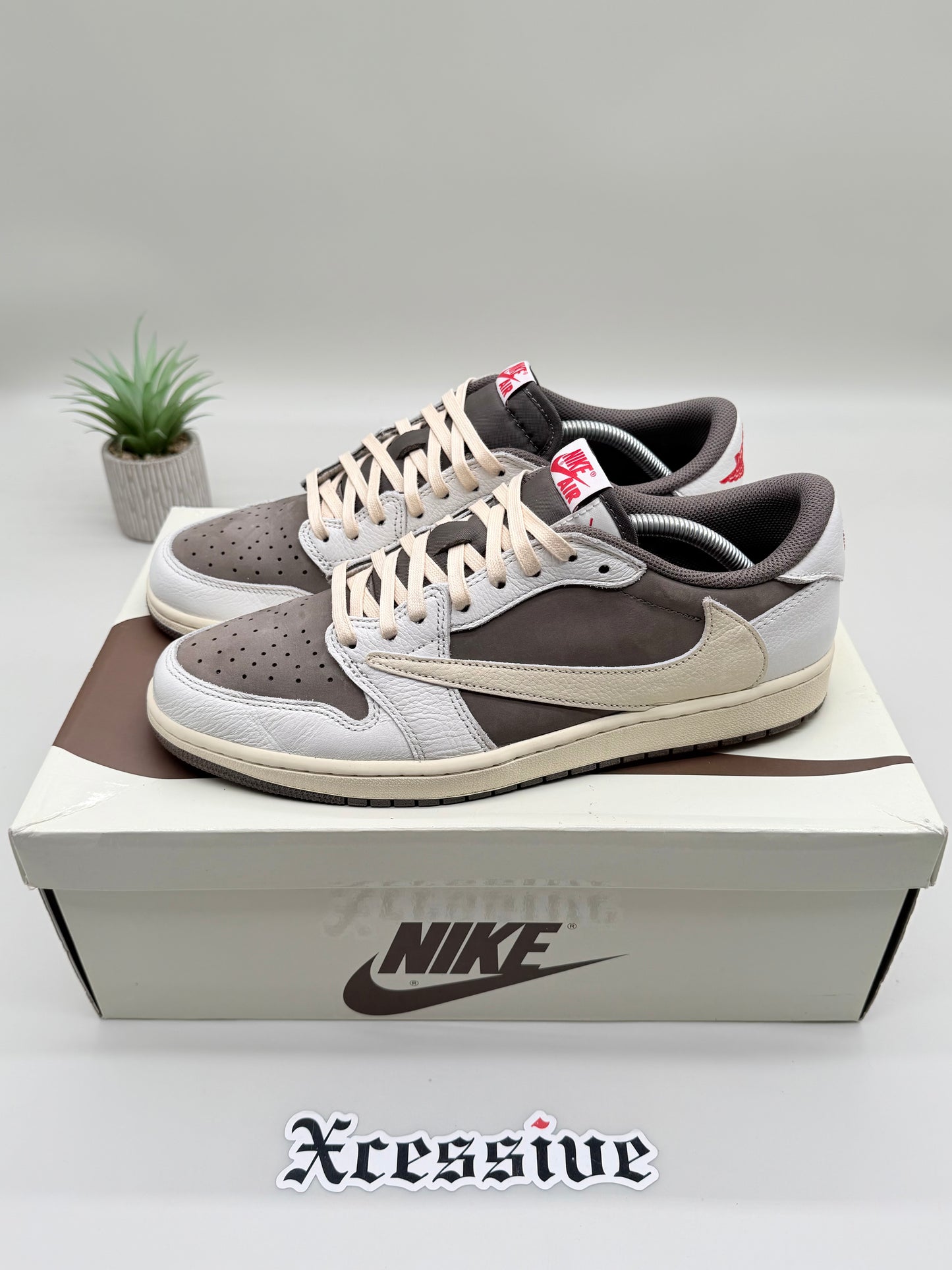 Jordan 1 Low Travis Scott Reverse Mocha