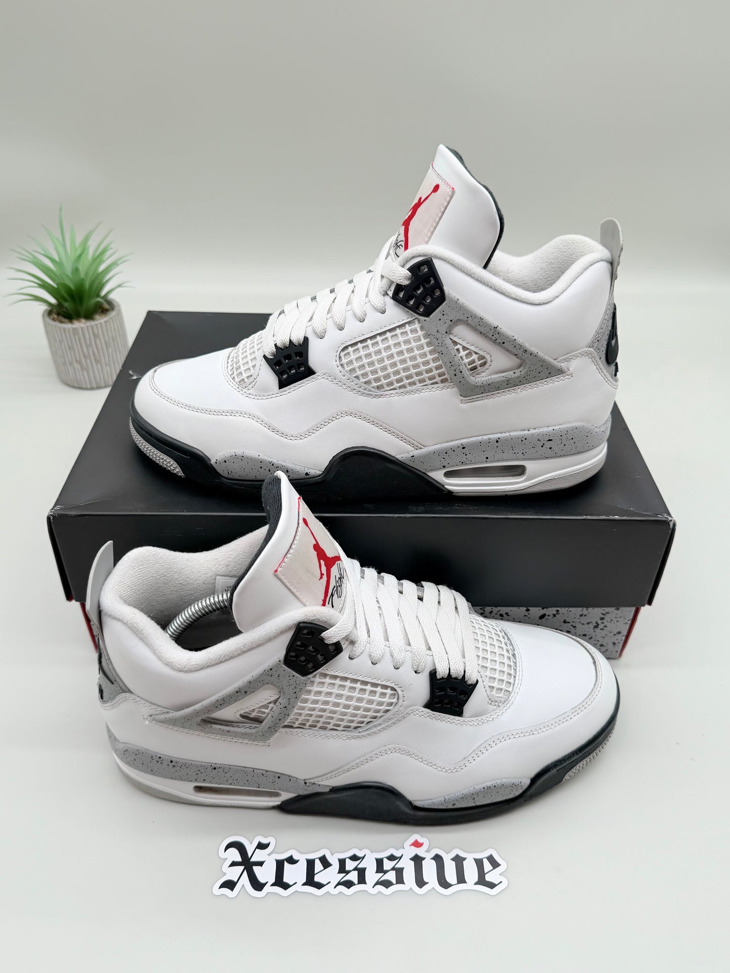 Jordan 4 White Cement