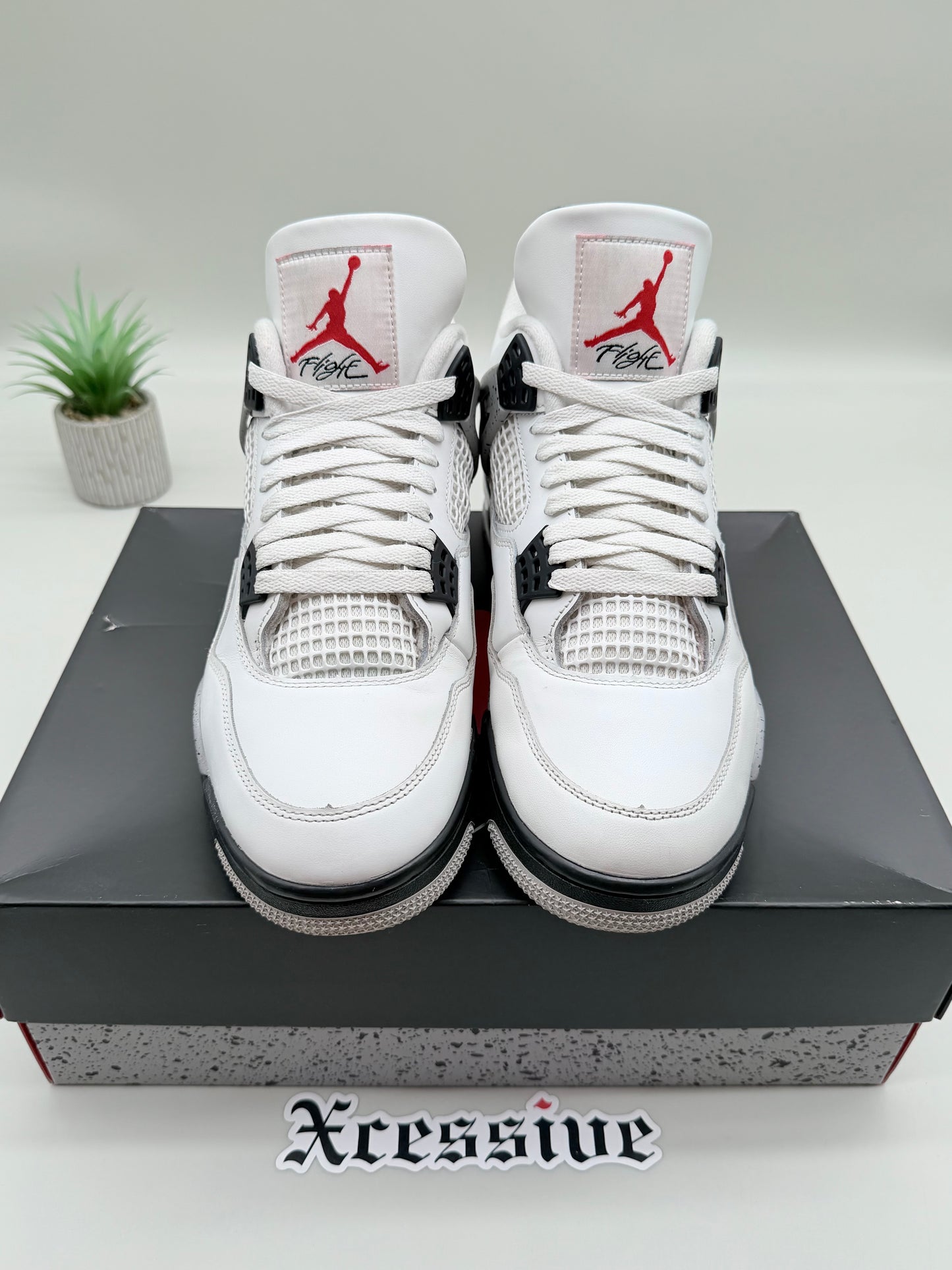 Jordan 4 White Cement