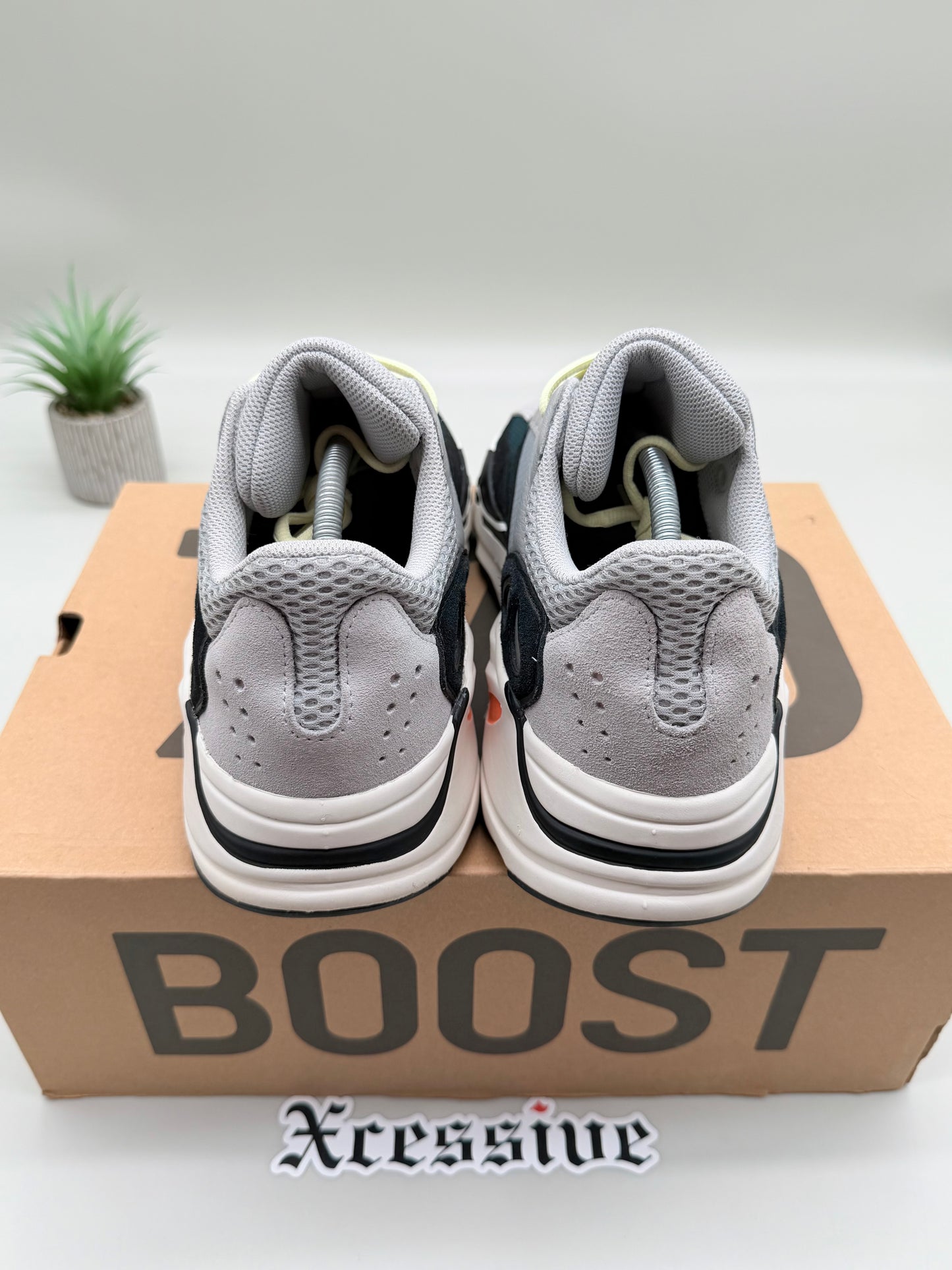 adidas Yeezy Boost 700 Wave Runner