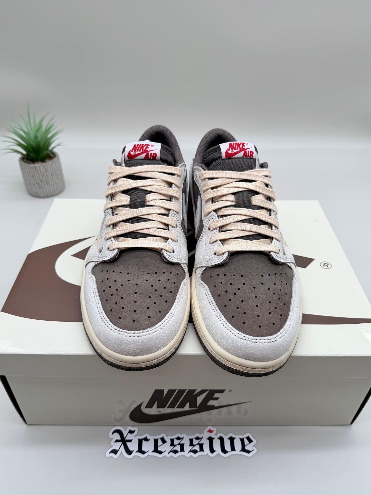 Jordan 1 Low Travis Scott Reverse Mocha