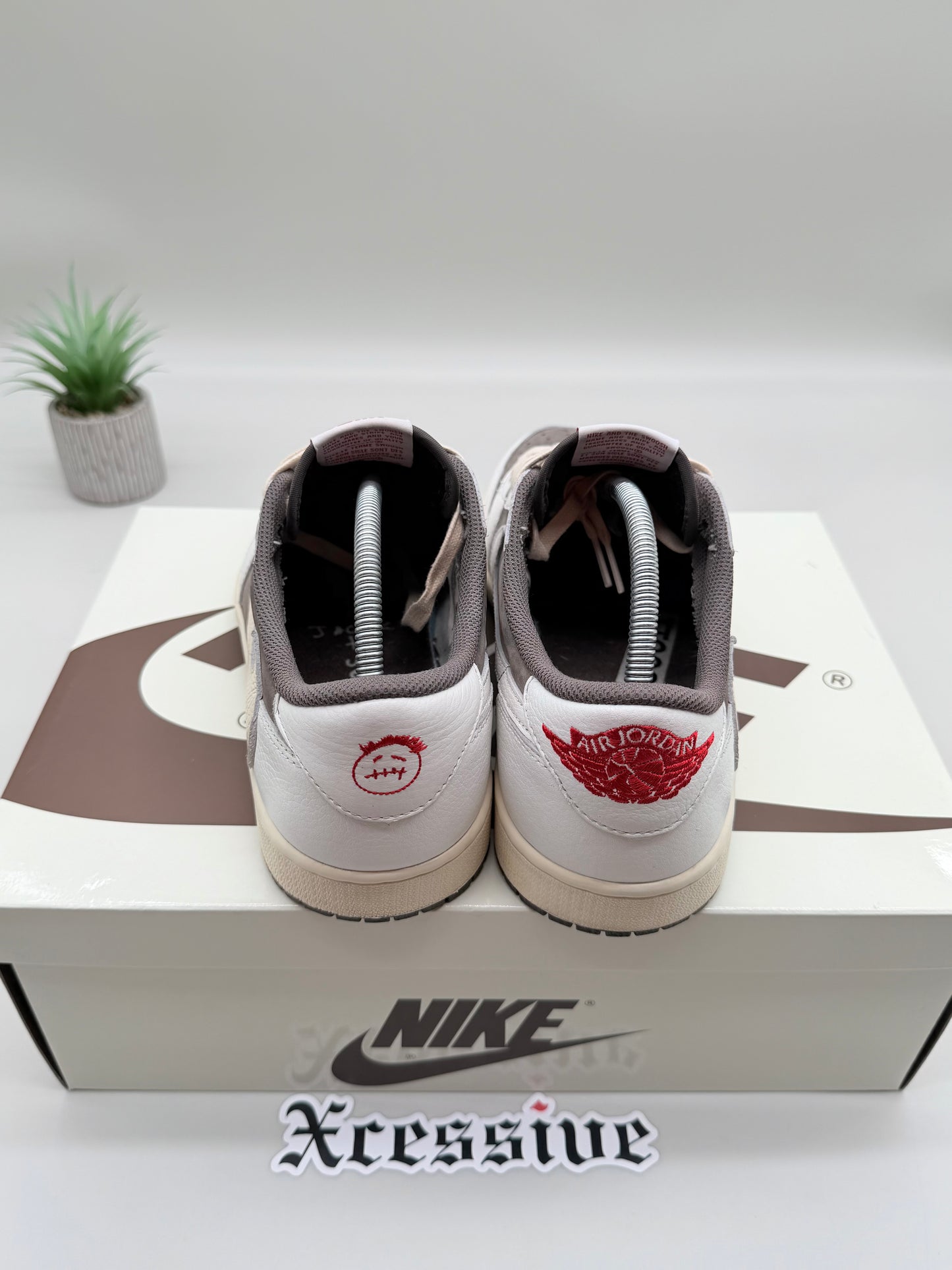 Jordan 1 Low Travis Scott Reverse Mocha